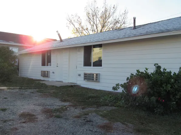 Centrally Located One Bedroom Duplex, 1048 S Wisconsin Ave, Casper, WY 82609