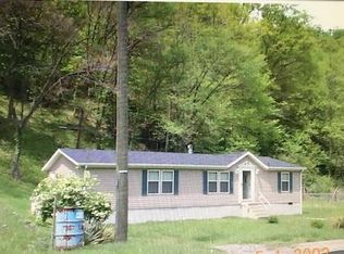 300 Allegheny Rd, Hellier, KY 41534