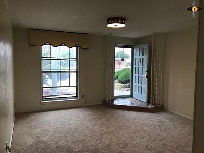 4th image of 102 Jefferson Pl