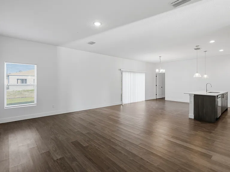 3227 Halsey Ave SE — Photo 42