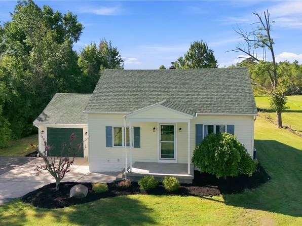 109 Westwood Rd, Lancaster, NY 14086