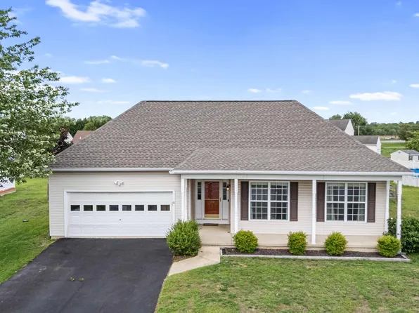 134 Winterton Ln, Dover, DE 19904