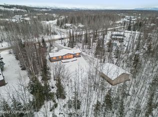 7658 W Vecera Dr, Wasilla, AK 99623