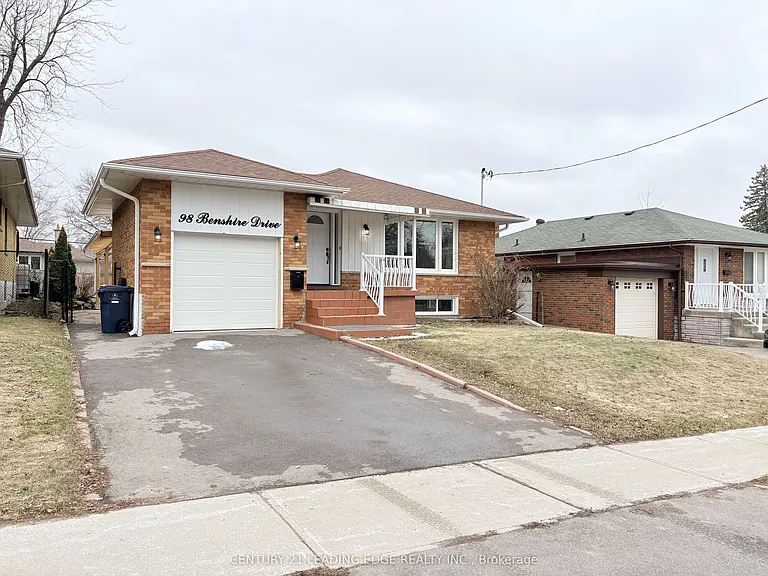 98 Benshire Dr #MAIN — Photo 2