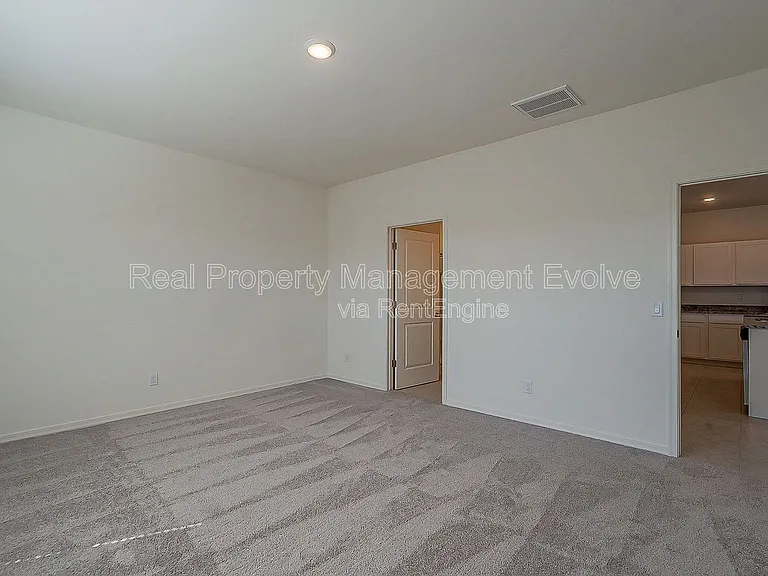 6450 W Magdalena Ln — Photo 8