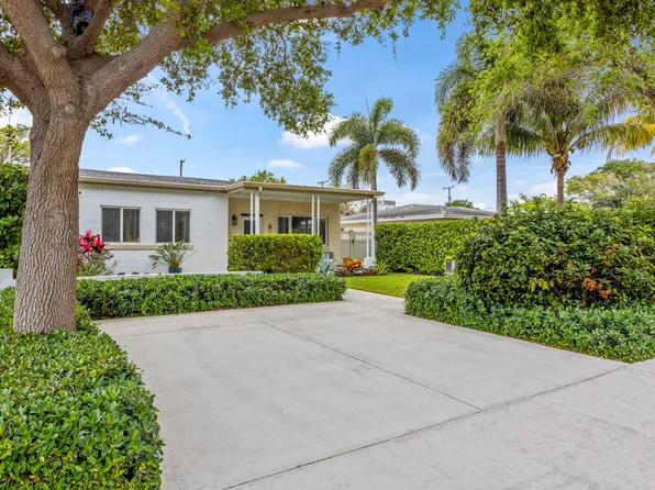 1009 S Palmway, Lake Worth Beach, FL 33460