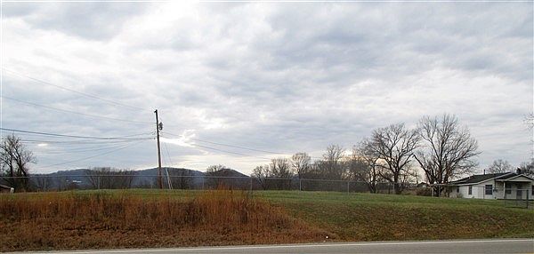 1st image of 2281 N Highway 25 W