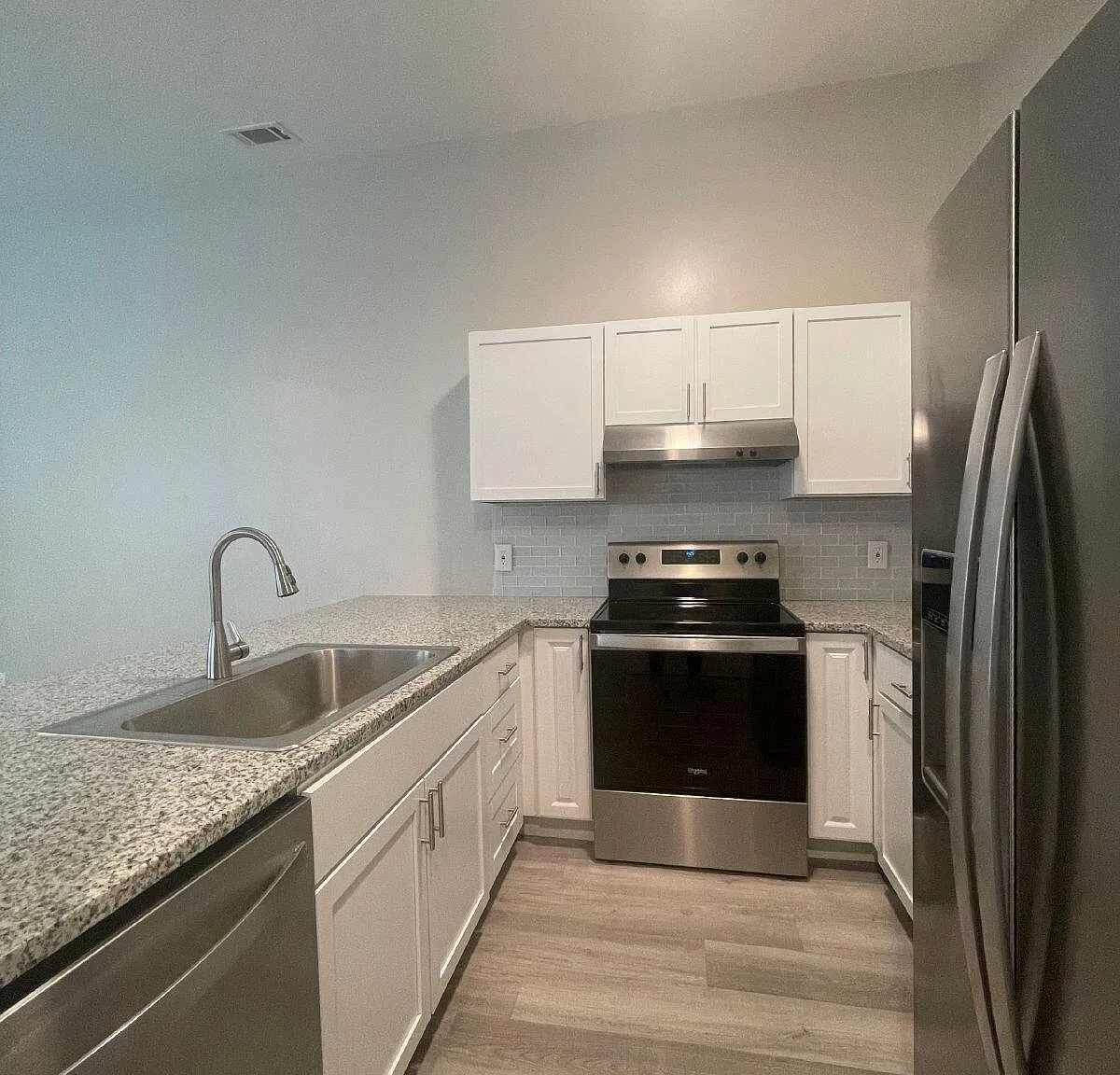 1 bed, 600 sqft, $1,400 — Photo 4