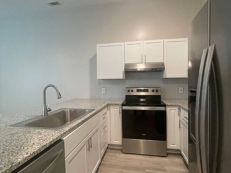 8201 Sunset Ave #A — Photo 4