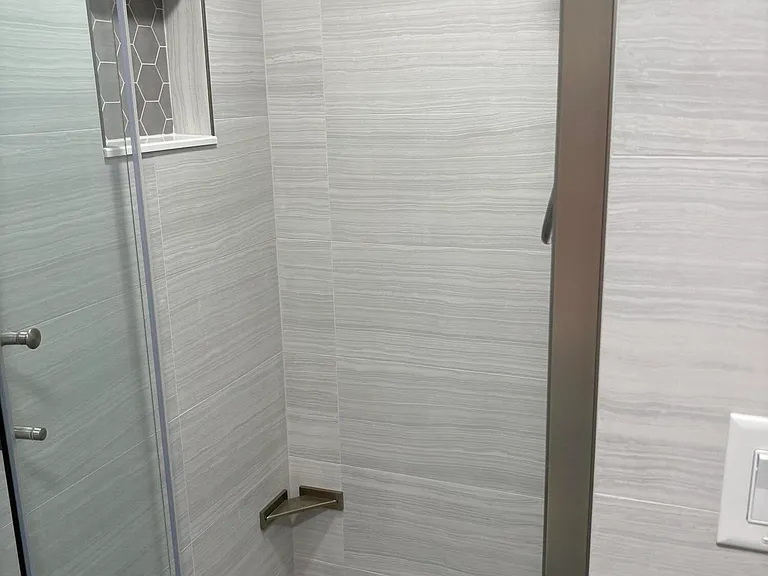 7233 Ashmont Cir #107 — Photo 14