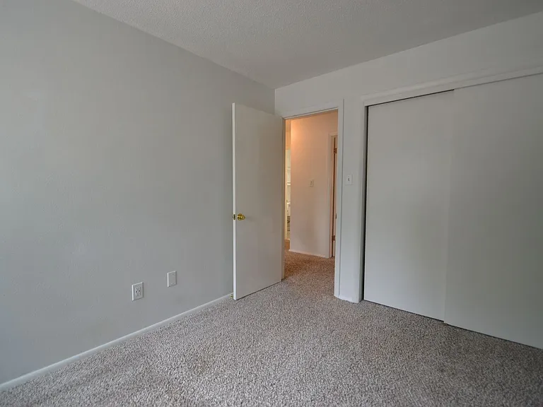 3106 Gomer Ave — Photo 12