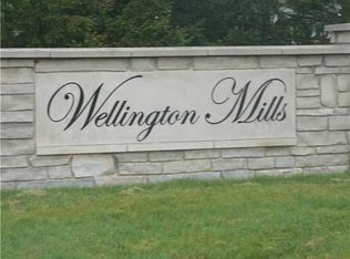 125 Cheltenham Dr, Hebron, OH 43025