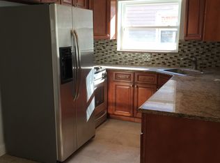 3170 Spencer Dr, Bronx, NY 10465