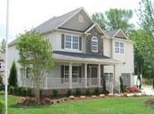 1108 Harvest Point Dr, Fuquay Varina, NC 27526