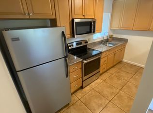 217 Santa Clara Ave APT 204, Oakland, CA 94610