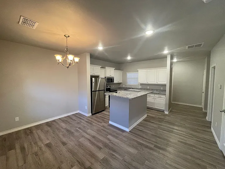 6040 24th St #29 — Photo 3