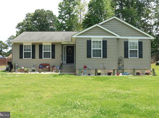 506 Rolando Dr, Colonial Beach, VA 22443