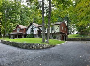 165 Andover Rd, Sparta, NJ 07871