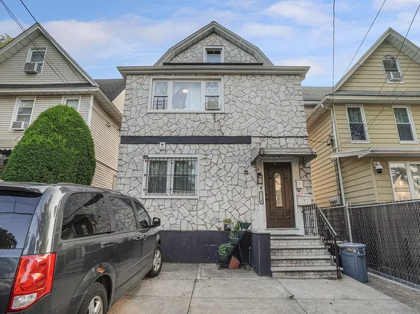 9520 127th Street, Richmond Hill, NY 11419