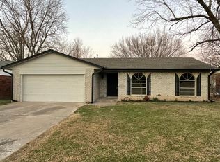 1685 S Sycamore Ave, Broken Arrow, OK 74012
