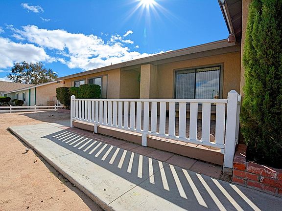 4th image of 13555 Avenal St