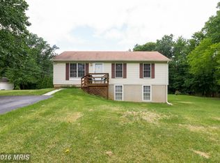 18310 Cattail Rd, Poolesville, MD 20837