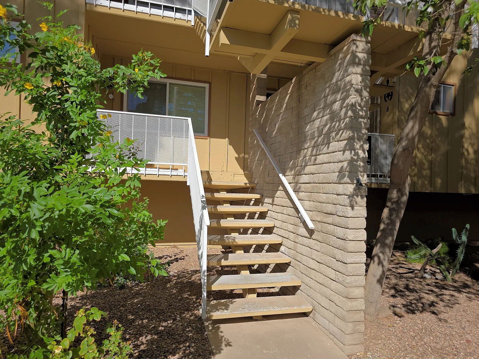 90 West Yavapai Street #8 - 8 — Photo 4