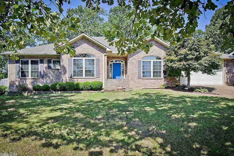 1st image of 105 Benwood Pl