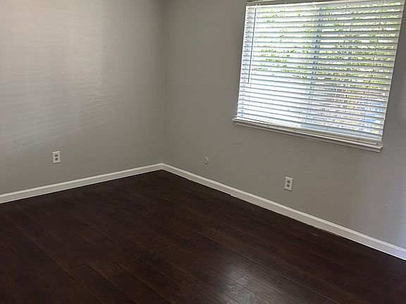 3rd image of 1237 Geer Rd #1237