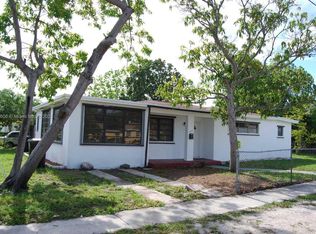 15660 NE 15th Ave, North Miami Beach, FL 33162