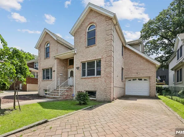 2180 South St, Fort Lee, NJ 07024