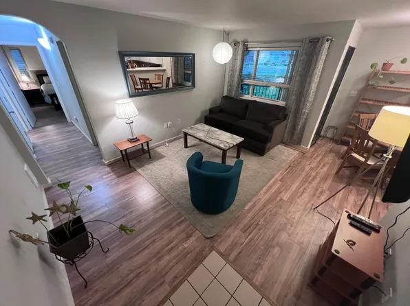 5225 Jean Rd APT 604, Lake Oswego, OR 97035