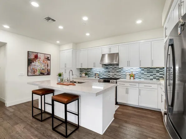 45109 Enlighten Cmn Unit 1008, Fremont, CA 94538