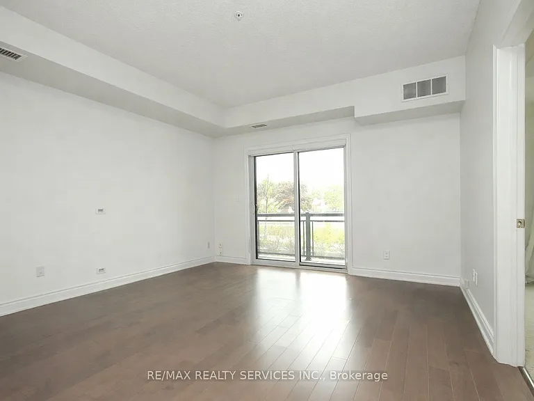 3170 Erin Mills Pkwy #133 — Photo 2