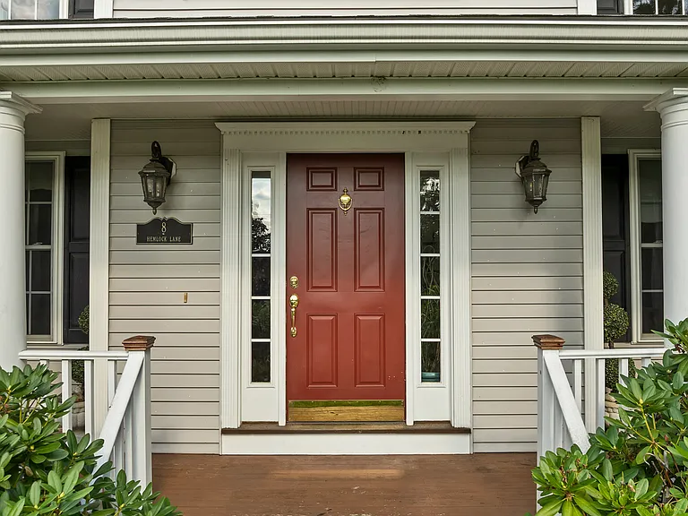 8 Hemlock Ln — Photo 6