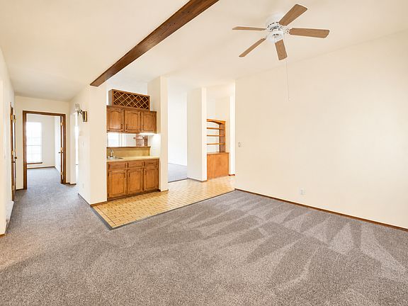 4th image of 23 Lakeshore Dr NE