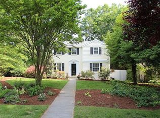 5915 Namakagan Rd, Bethesda, MD 20816