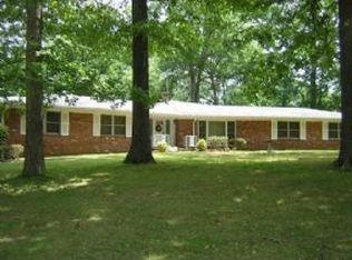 2124 Lavista Cir, Hapeville, GA 30354