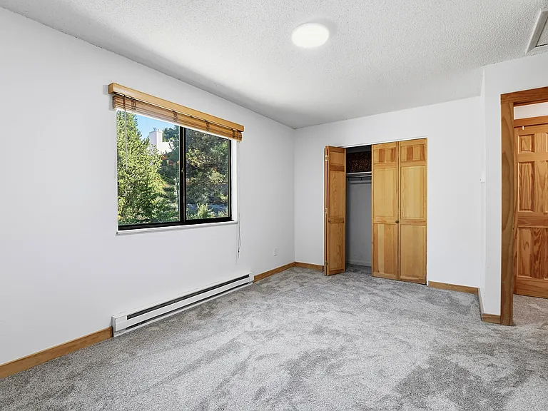 2130 Flat Iron Dr — Photo 13