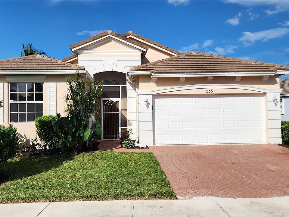 1st image of 533 SW Indian Key Dr