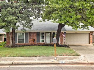 2004 Pine Oak Dr, Edmond, OK 73013