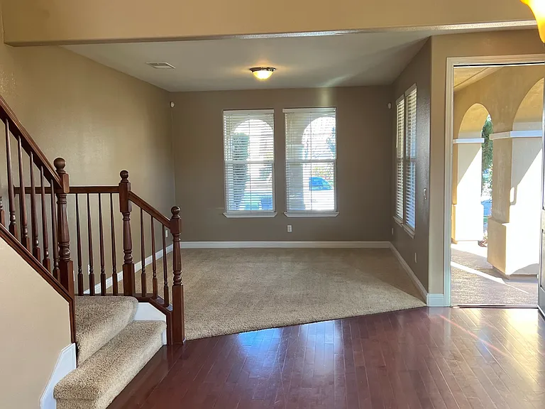 188 W Charlene Ct — Photo 12