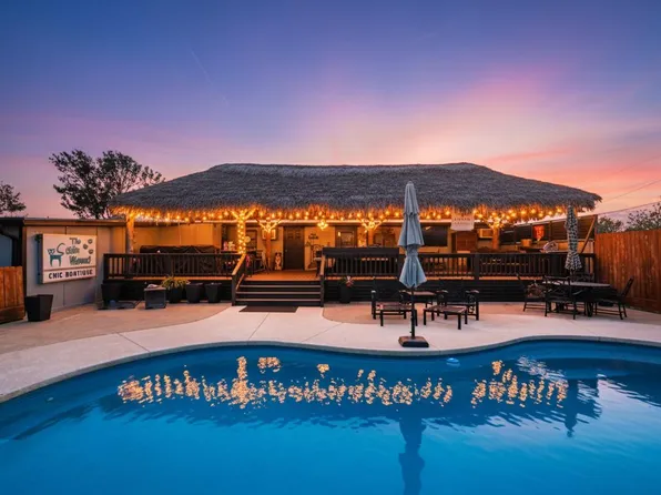 6340 Beard Rd, Needville, TX 77461