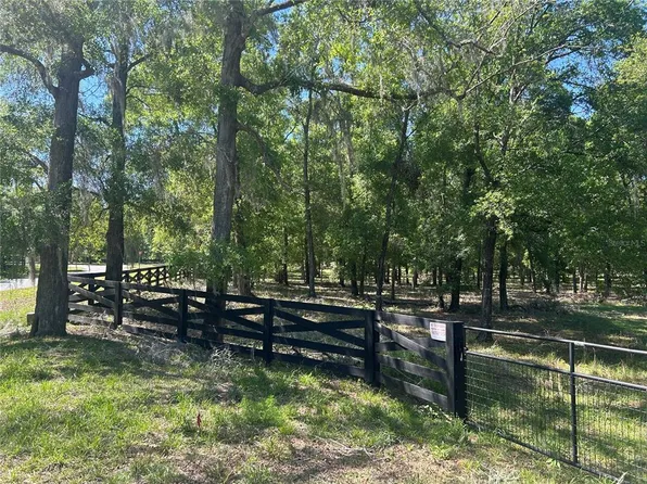 4372 NE 27th Ln #6, High Springs, FL 32643