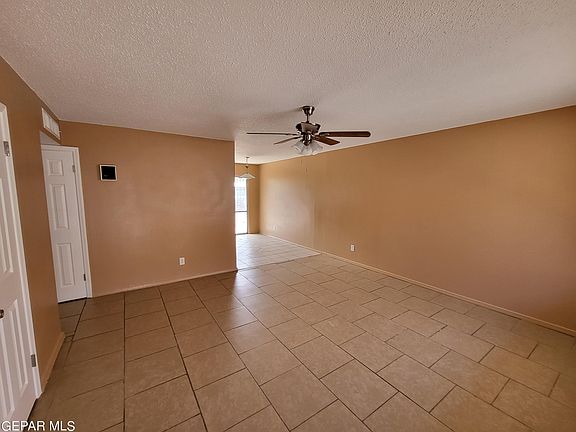 5th image of 8626 Mettler Dr
