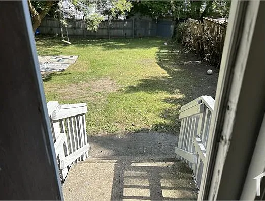 144 Rohr St — Photo 3