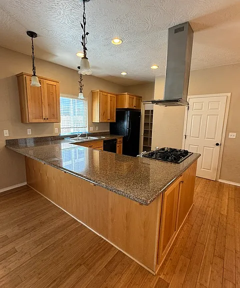 233 Wintersage Cir — Photo 31