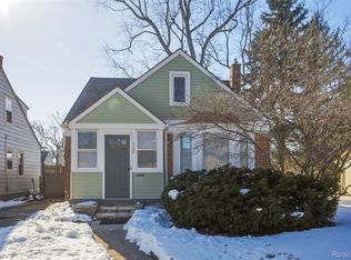 929 Larkmoor Blvd, Berkley, MI 48072