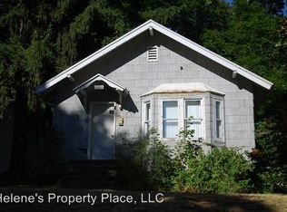 1035 NE Alpha Rd, Pullman, WA 99163