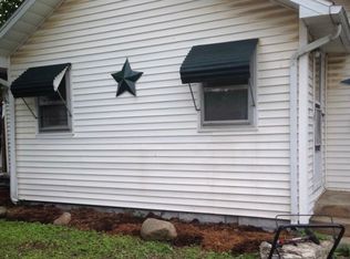 111 3rd St, Charleston, IL 61920